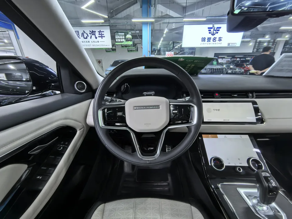 Land Rover Range Rover Evoque Evoque L 249PS R-Dynamic First Edition first edition 2022 — миниатюра 3