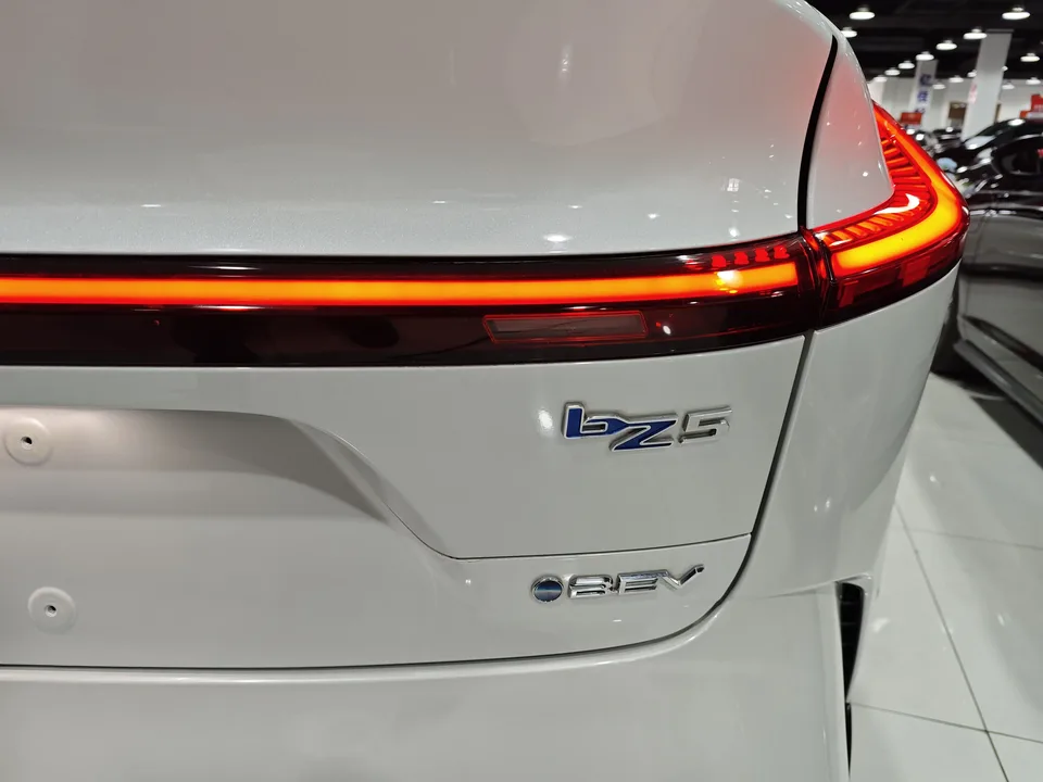 Toyota bZ5 550 PRO Smart Edition 2026 — миниатюра 3