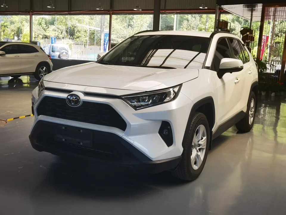 Toyota RAV4 2025