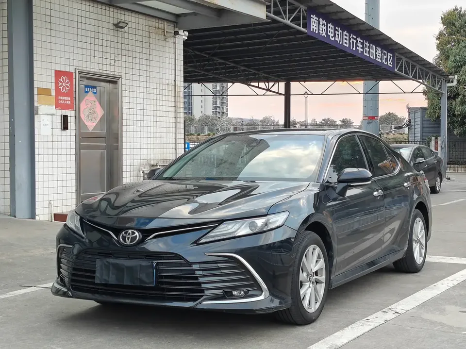 Toyota Camry 2022