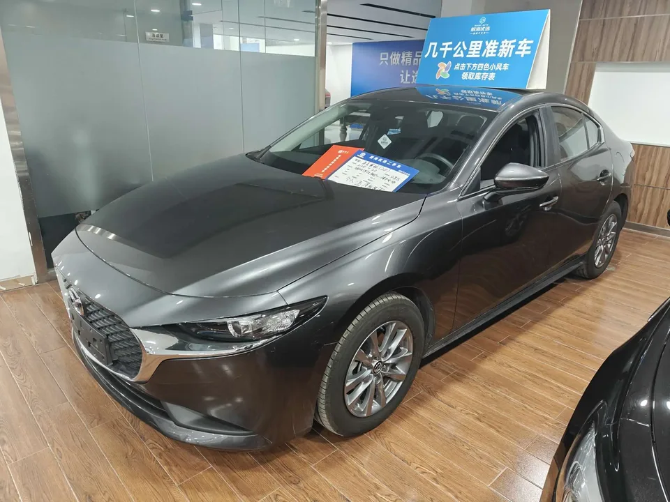 Mazda Axela Mazda3 2023 2.0L Automatic Quality Edition 2024 — photo 1, buy with delivery to Moscow