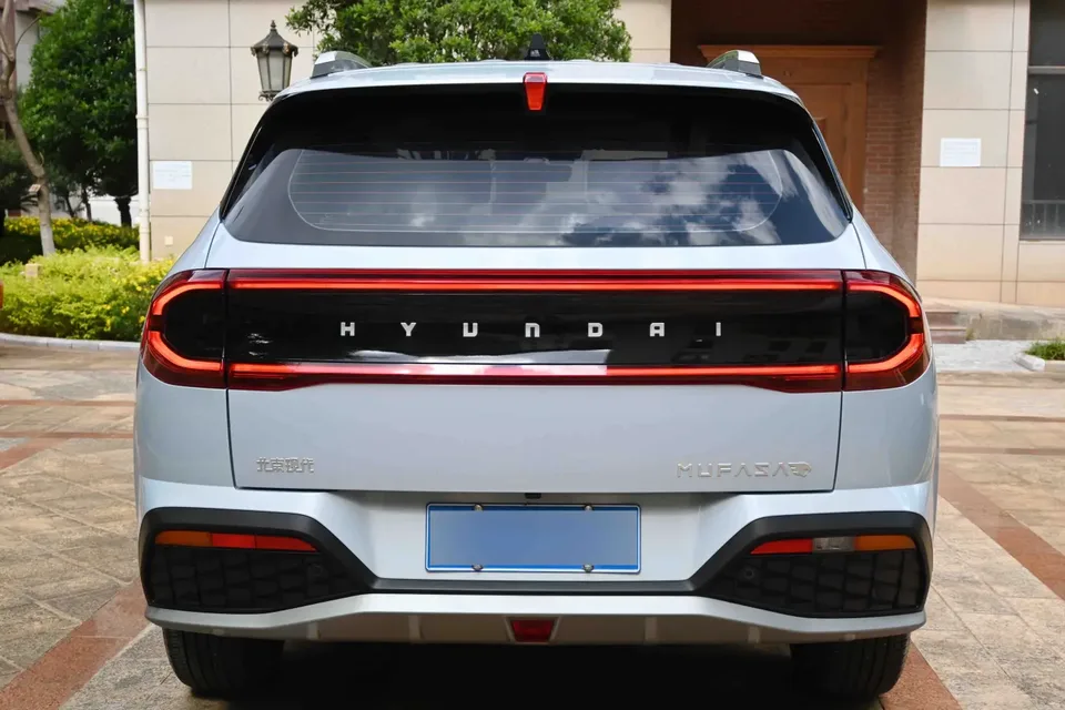 Hyundai ix35 Musa 2.0L Flagship Edition TOP 2023 — миниатюра 2