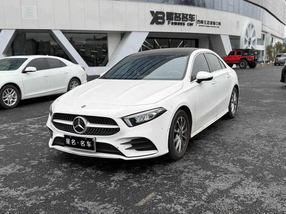 Mercedes-Benz Mercedes Benz A Class 2022