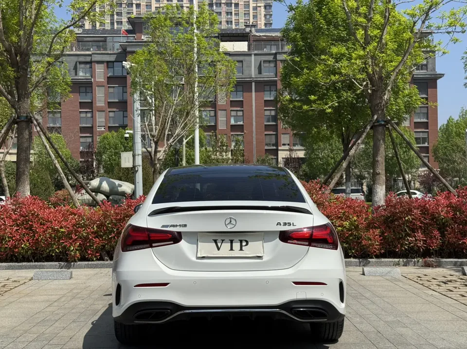 Mercedes-Benz Mercedes Benz A Class Mercedes-Benz A-Class 2022 A 200 L Sports Sedan Fashion Edition 2023 — миниатюра 2