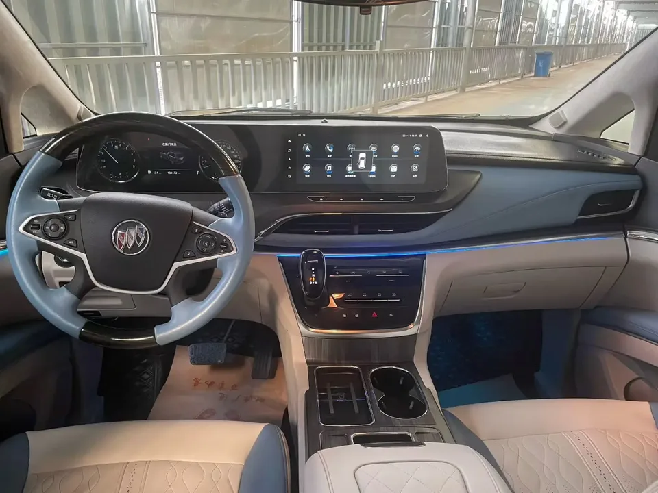 Buick GL8 Buick GL8 2021 Land Business Class 652T Comfort Edition 2022 — миниатюра 5