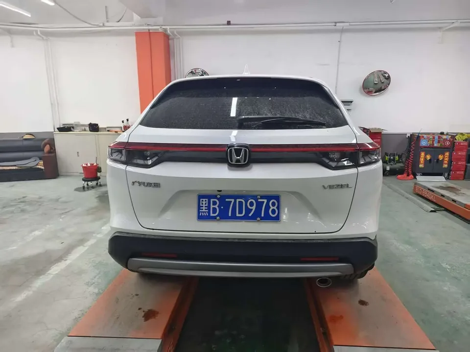 Honda VEZEL 1.5L CVT technology version 2023 — миниатюра 3