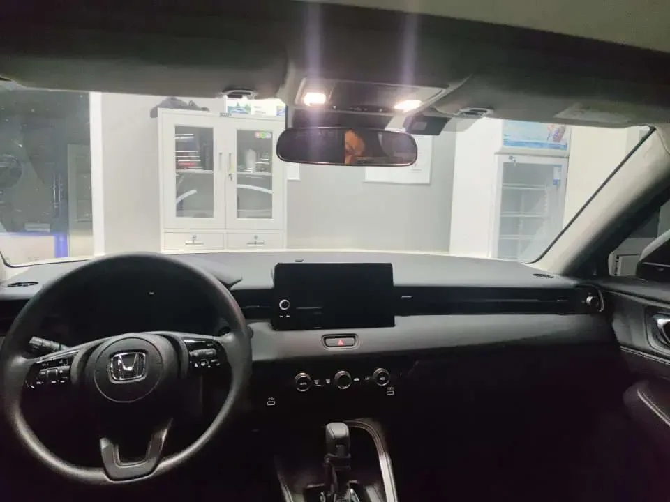 Honda VEZEL 1.5L CVT technology version 2023 — миниатюра 3