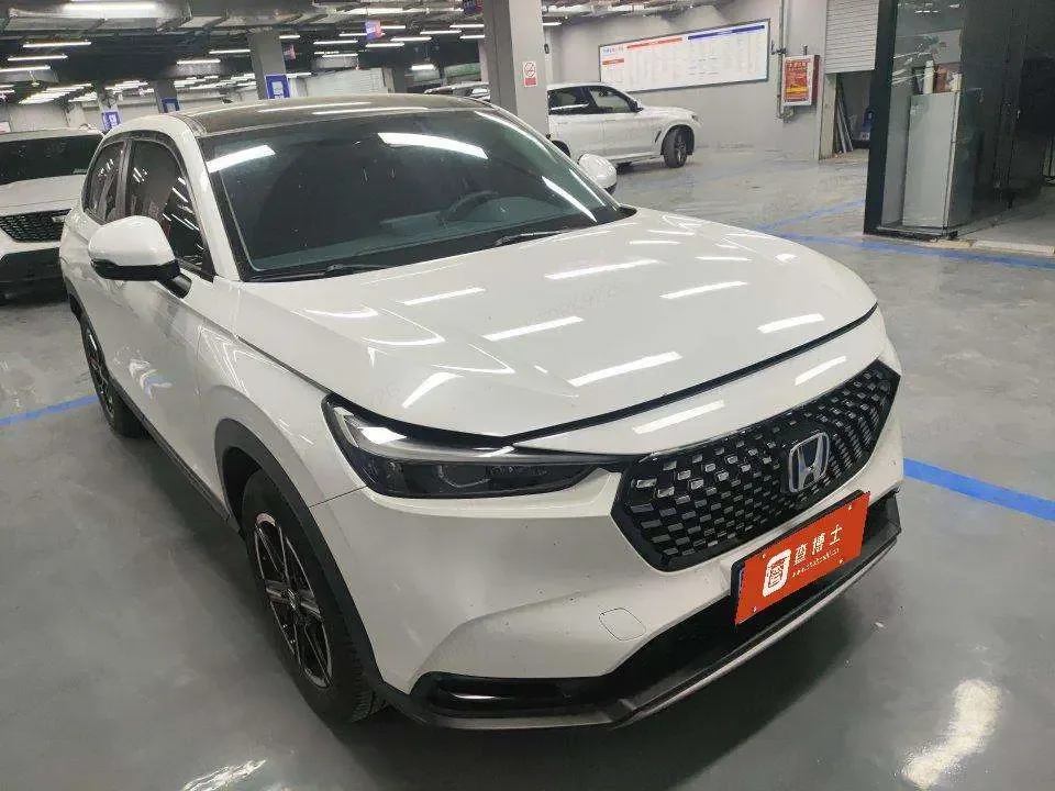 Honda VEZEL 1.5L CVT technology version 2023 — фото 1, купить с доставкой в Москву