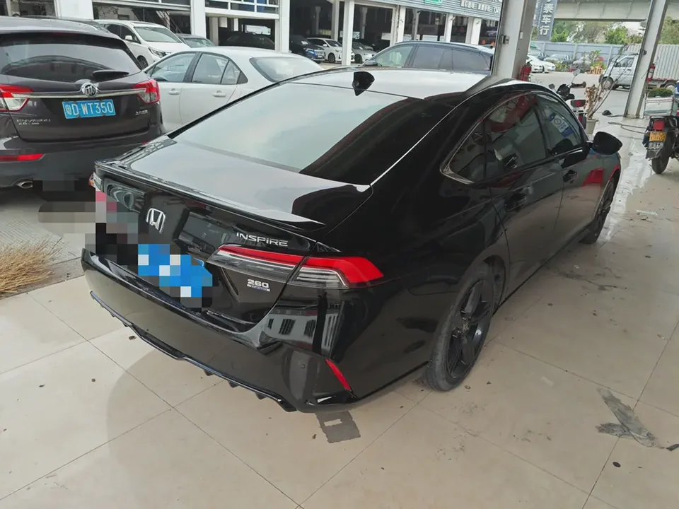 Honda Inspire 260TURBO Exquisite Edition 2023 — миниатюра 4
