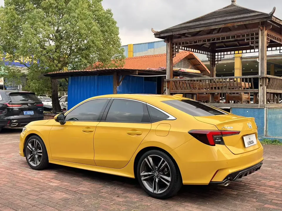Honda Integra Stylish 2022 240TURBO CVT Exclusive Edition 2022 — миниатюра 4
