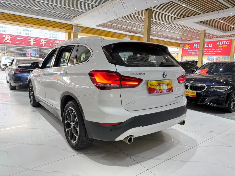 BMW X1 X1 2022 BMW X1 2022 sDrive25Li Leading Edition 2023 — thumbnail 4