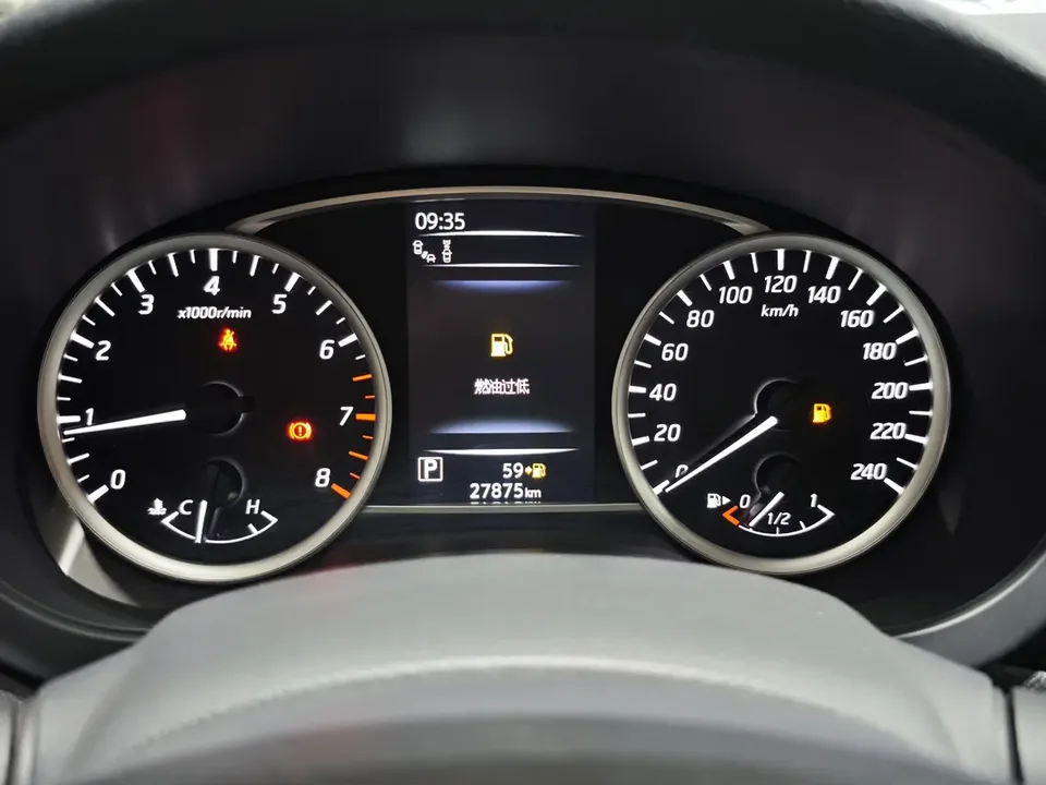 Nissan Tiida Tiida 2021 1.6L CVT Zhizun Edition 2022 — thumbnail 3