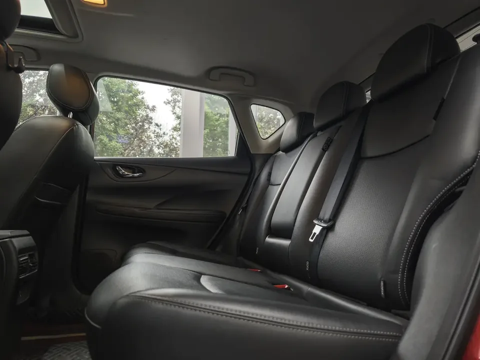 Nissan Tiida Tiida 2021 1.6L CVT Zhizun Edition 2022 — thumbnail 5