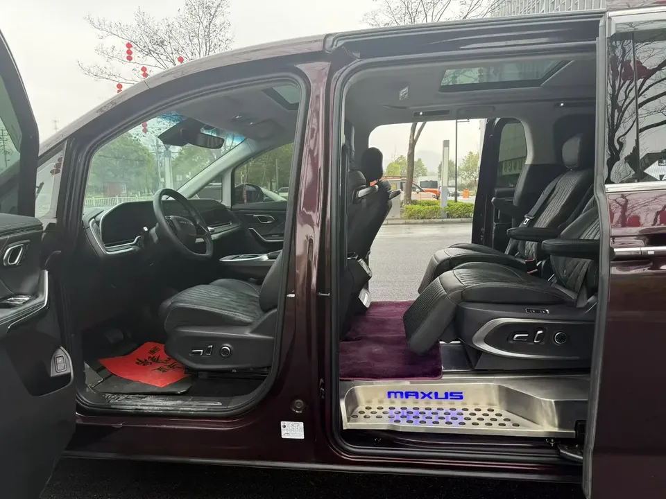 Datong Chase G90 2.0T Star Seven-Seater Edition 2022 — миниатюра 5
