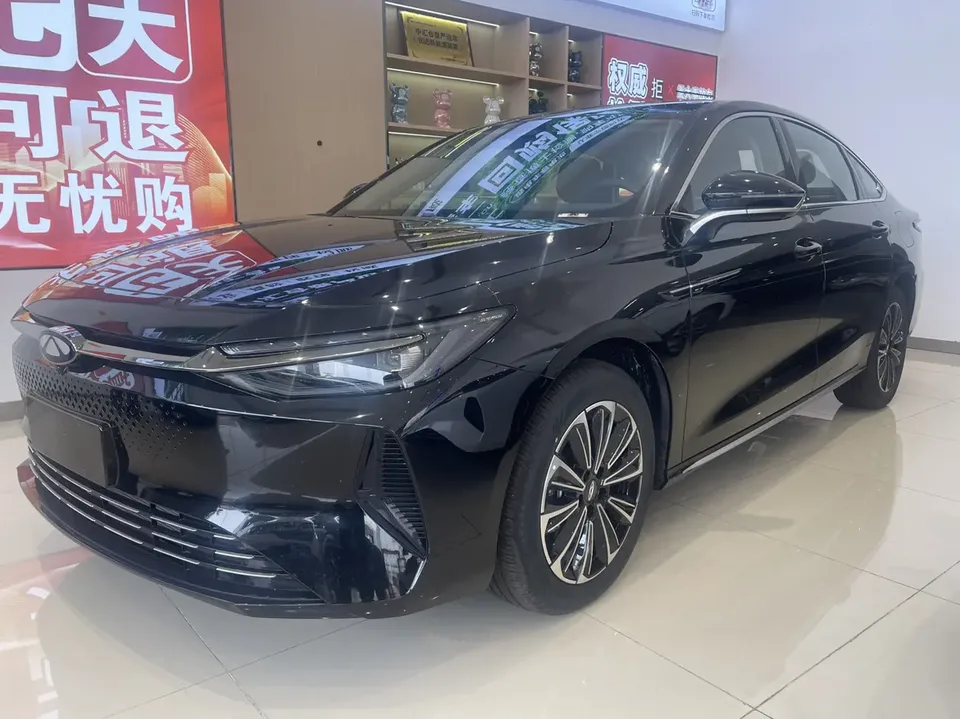 Chery Fengyun A8 2025