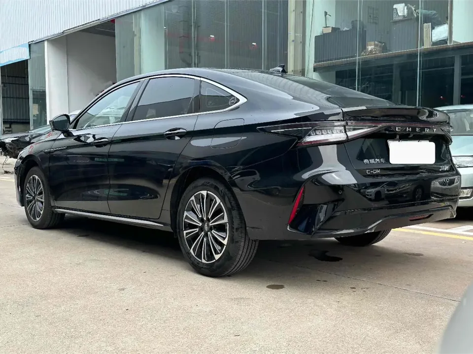 Chery Fengyun A8 127 Zhufeng Edition 2024 — миниатюра 4