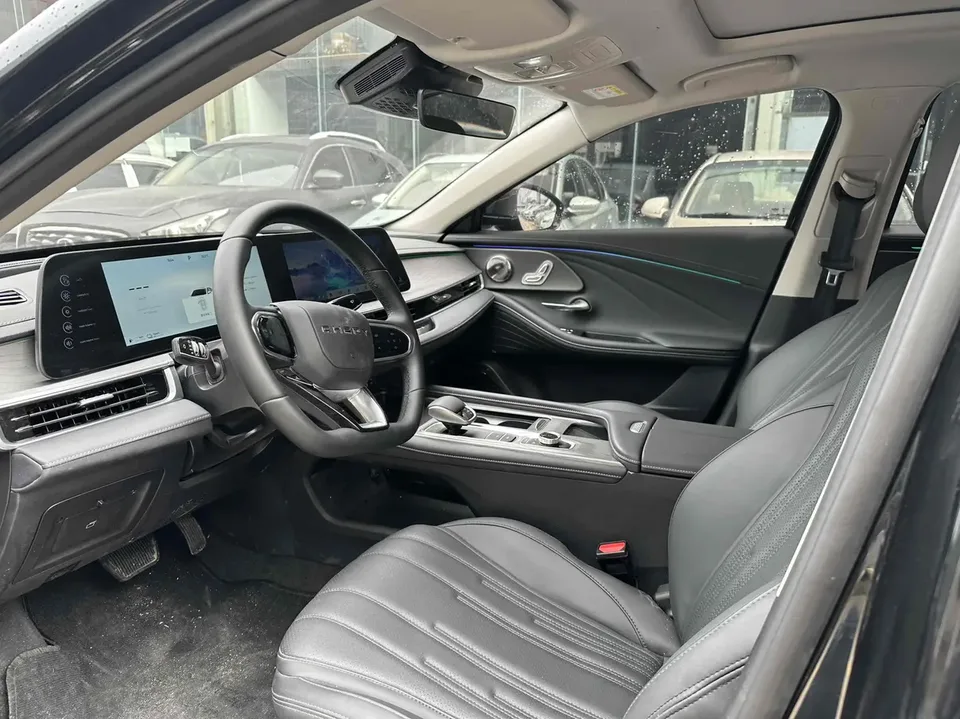 Chery Fengyun A8 127 Zhufeng Edition 2024 — миниатюра 5
