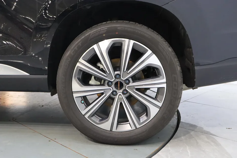 Exeed VX 2024