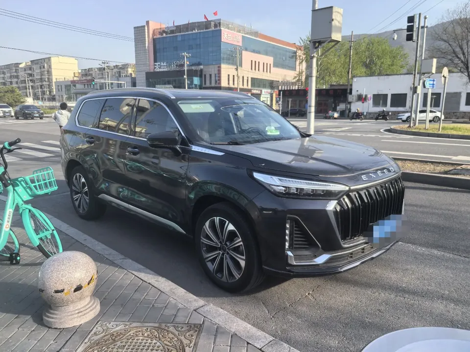 Exeed VX The starry road embraces the moon 2023 2.0T 4WD Xingrui-7 seats 2024 — thumbnail 3