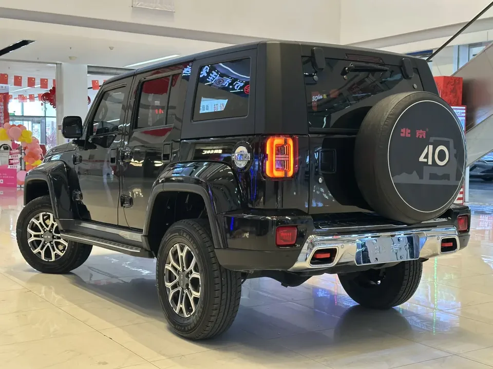 BAIC Beijing Off-road BJ40 2.0T Automatic 4WD City Hunter Edition Supreme Edition 2022 — миниатюра 2
