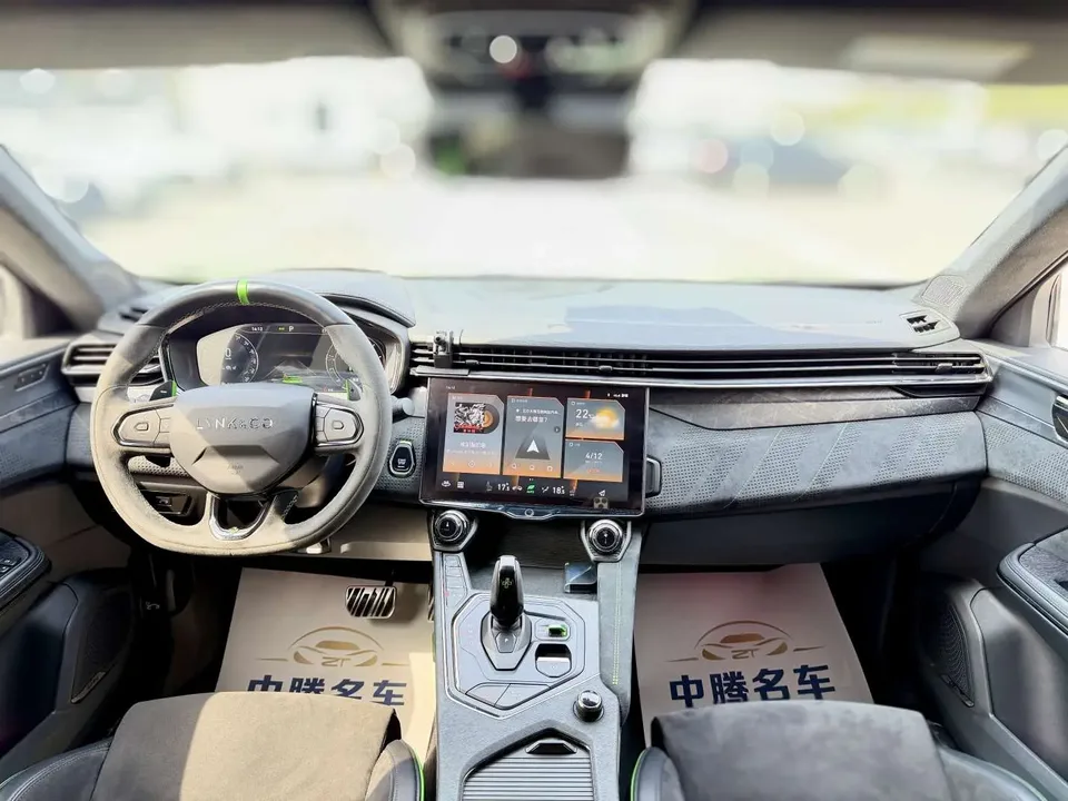 Lynk & Co 05 05+ 2.0TD Discovery Edition 2022 — миниатюра 4