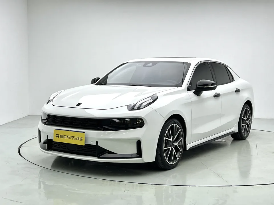 Lynk & Co 03 2022