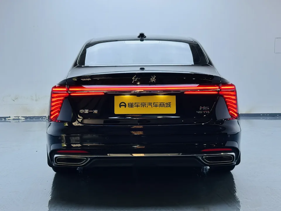 Hongqi H5 Hongqi H5 2025 2.0T Automatic Flagship 500,000 Commemorative Edition 2025 — миниатюра 2