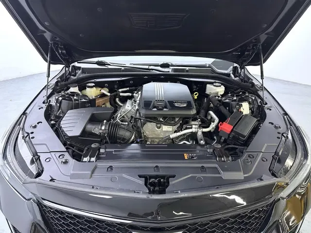 Cadillac CT5 28T Luxury Standard Edition 2022 — миниатюра 3