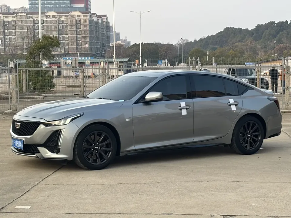 Cadillac CT5 2023