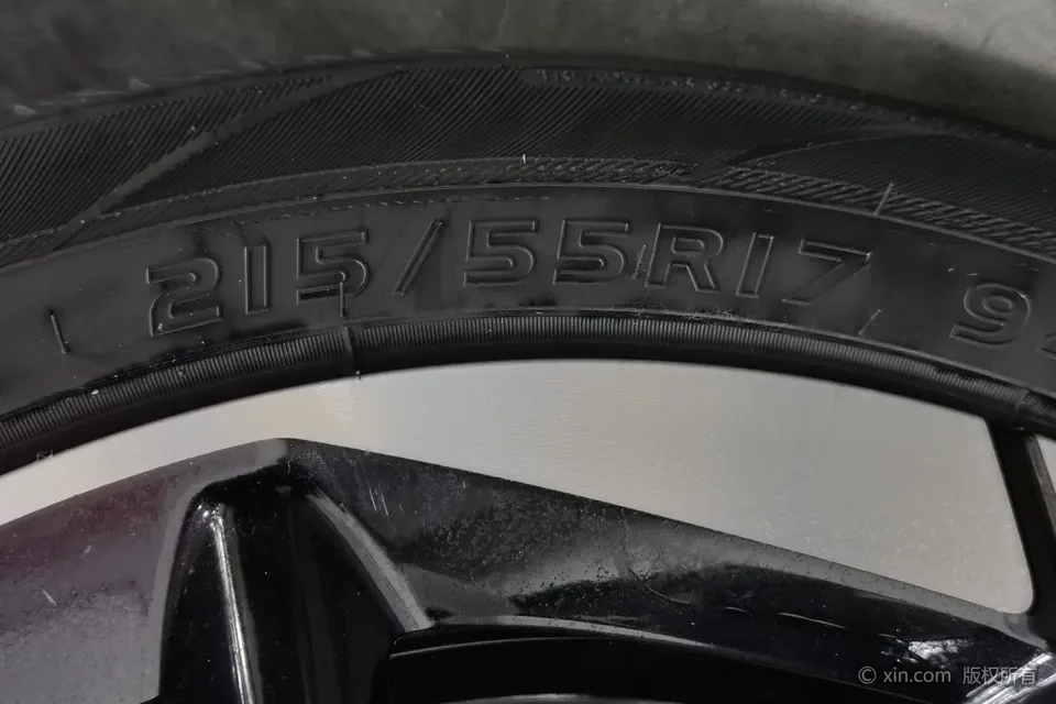 AION Y AION Y 2023 Plus 510 Smart Driving Edition 2024 — миниатюра 2