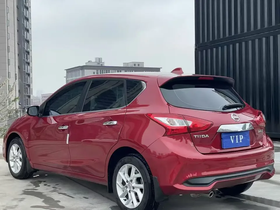 Nissan Tiida Tiida 2024 1.6L CVT cool version 2025 — миниатюра 4