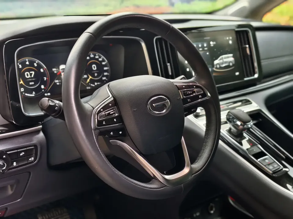GAC Trumpchi M8 Trumpchi M8 2023 Lingxiu Series 390T Premium Edition 2023 — миниатюра 5