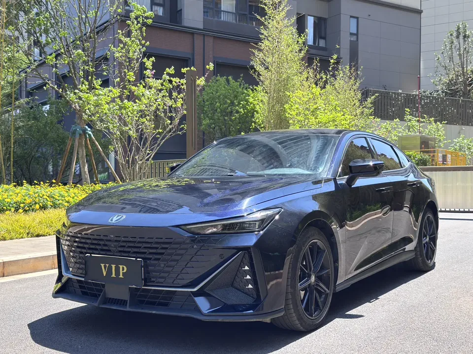 Changan UNI-V 2022