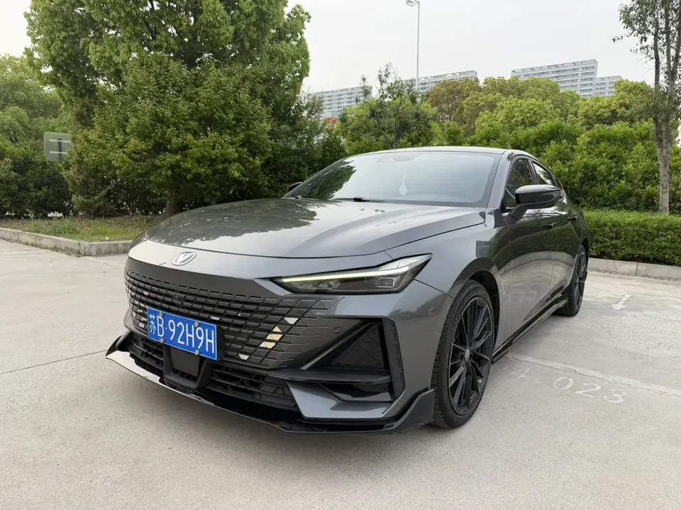 Changan UNI-V 2024