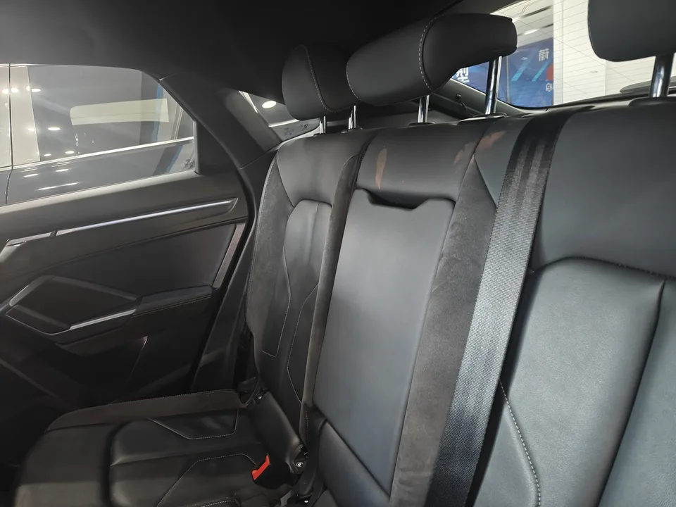 Audi Q3 SPORTBACK Audi Q3 Sportback 2022 40 TFSI RS Kit Burning Speed Type 2023 — миниатюра 3