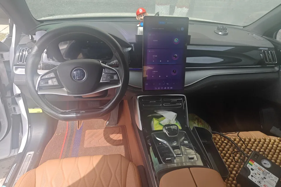 BYD Tang DM DM-i Champion Edition 112KM Prestige Edition 2023 — миниатюра 5