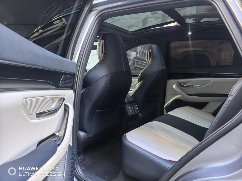 BYD Song PLUS DM DM-i 110KM 2WD flagship model 2023 — миниатюра 3