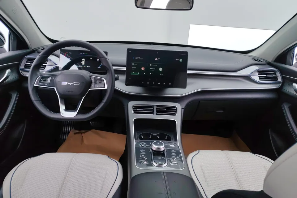 BYD Destroyer 05 Destroyer 05 2024 Glory Edition DM-i 120KM Luxury 2024 — thumbnail 4