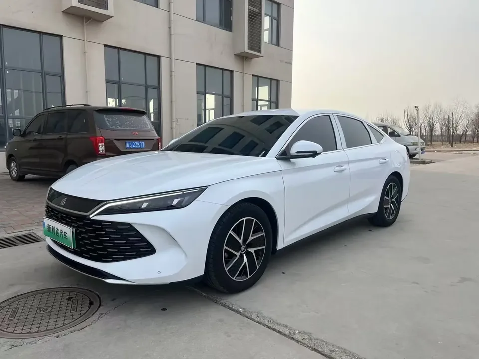 BYD Qin L DM 2025