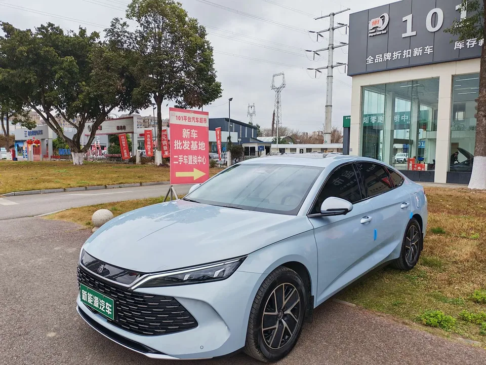 BYD Qin L DM 2024