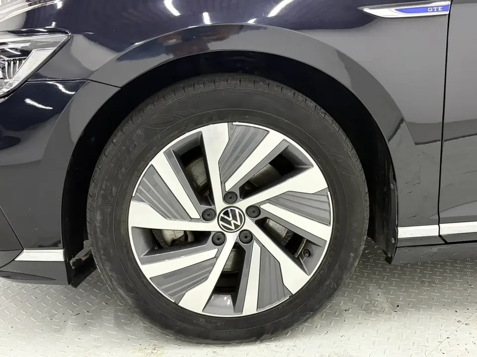 Volkswagen Magotan PHEV Magotan PHEV 2022 Magotan GTE 2022 luxury model 2022 — thumbnail 4