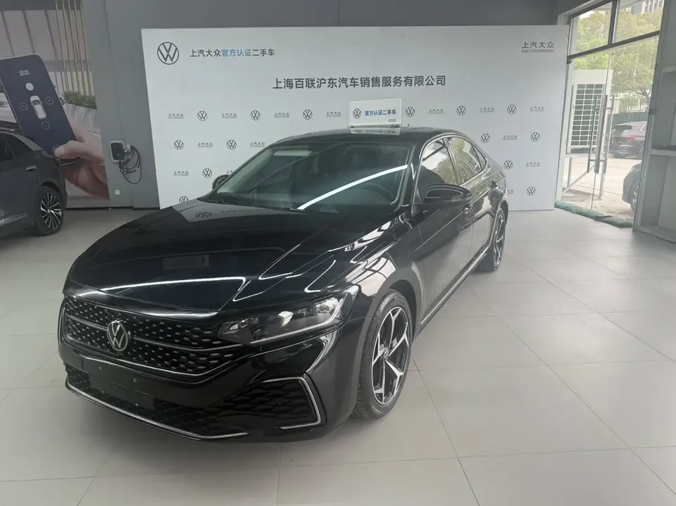 Volkswagen Passat 2024