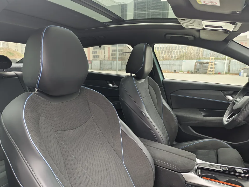 Volkswagen Passat Passat 2025 Passat 2025 PRO 380TSI Starry Sky Dragon Edition 2024 — thumbnail 3