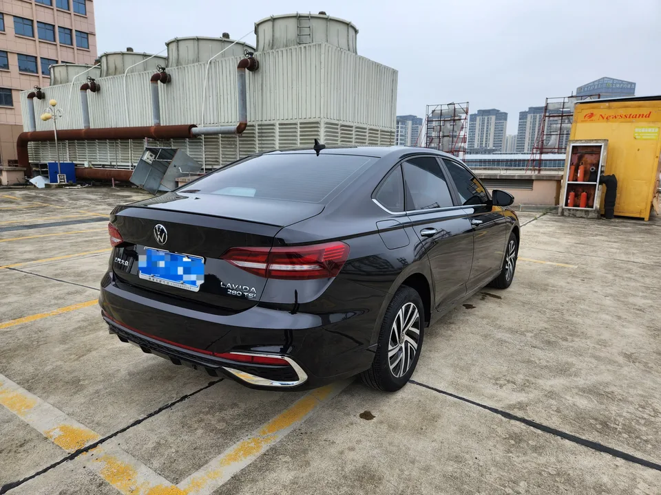 Volkswagen Lavida Lavida 2023 280TSI DSG Starry Sky Forever Edition 2022 — миниатюра 2