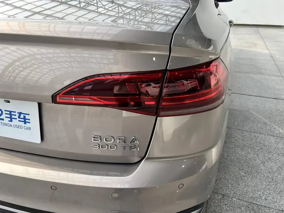 Volkswagen Bora 300TSI DSG Premium Edition 2024 — миниатюра 4