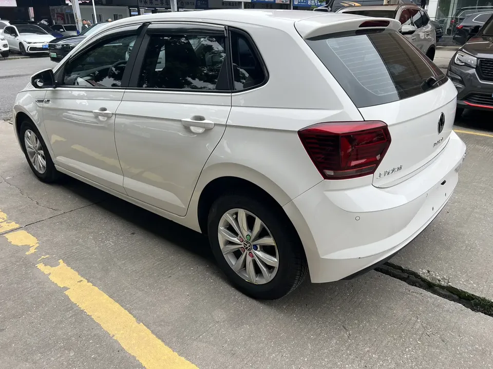 Volkswagen Polo Polo 2021 Plus 1.5L Automatic Colorful Technology Edition 2022 — thumbnail 4