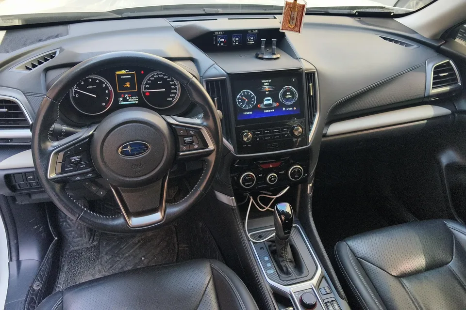 Subaru Forester FORESTER 2022 2.0i AWD Deluxe Edition EyeSight 2022 — миниатюра 4