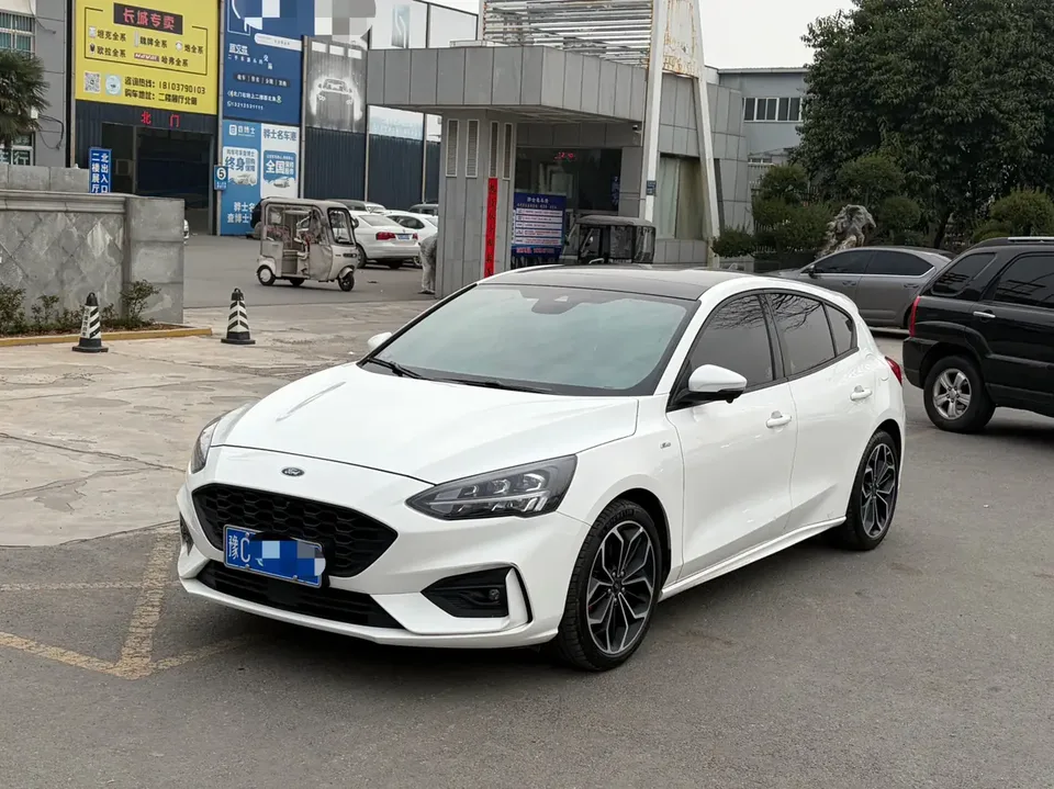 Ford Focus 2022