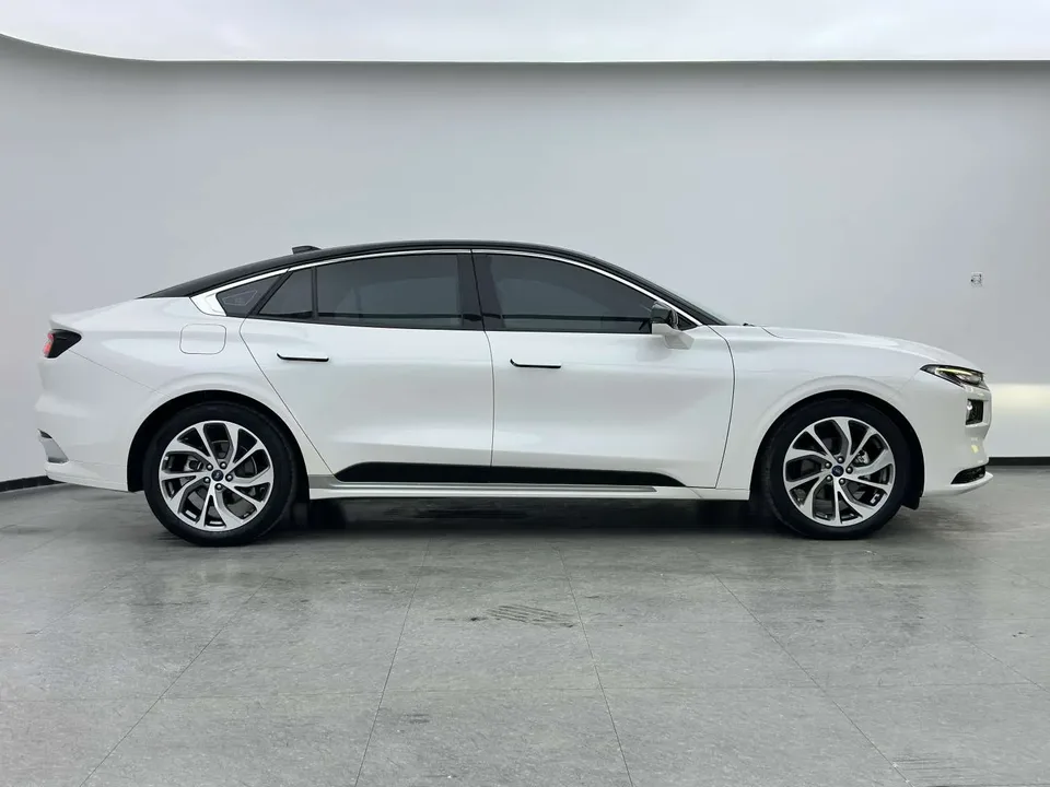 Ford Mondeo Mondeo 2022 EcoBoost 245 Extreme 2023 — thumbnail 3