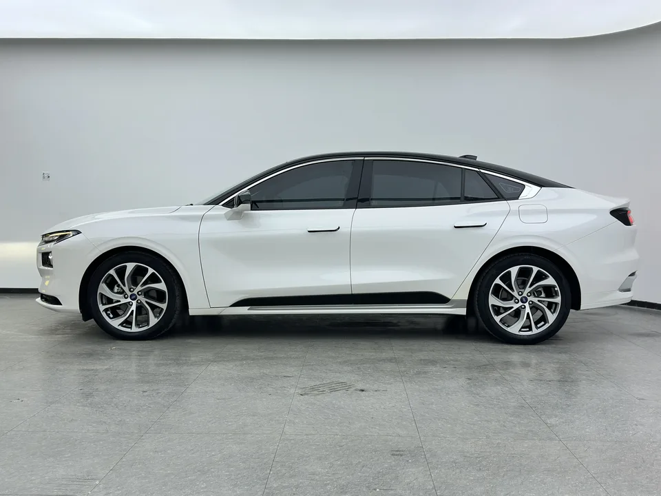 Ford Mondeo 2023